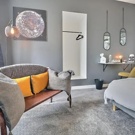 Le Rok Bed & Breakfast *